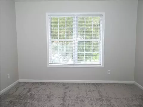 Bedroom - 1860 Pinehurst View Dr, Grayson, GA 30017 photo 3 of 6