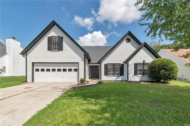 2197 Oakland Walk Dr, Lawrenceville, GA 30044