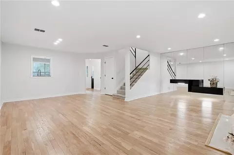 512 Mcgill Pl NE, Atlanta, GA 30312