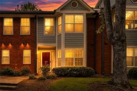 512 Mcgill Pl NE, Atlanta, GA 30312