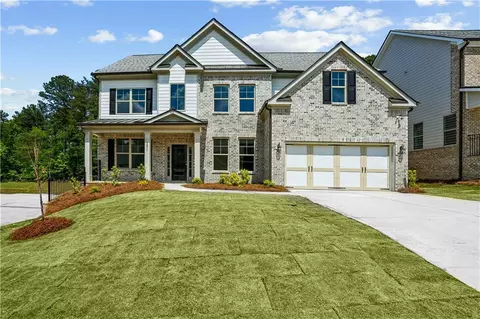 5917 Creek Indian Dr, Sugar Hill, GA 30518