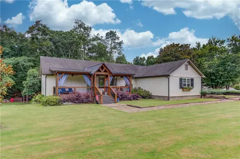 8401 Norris Lake Way, Snellville, GA 30039