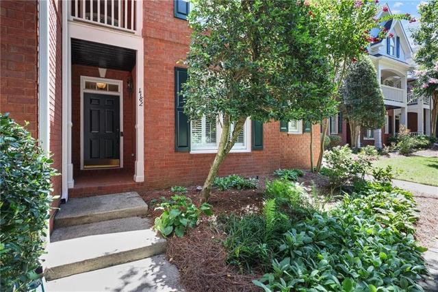 1182 Brookhaven Gln NE, Atlanta, GA 30319