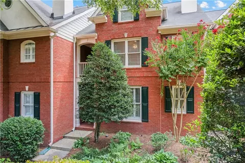 1182 Brookhaven Gln NE, Atlanta, GA 30319