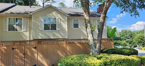 5577 Clover Rise Ln, Norcross, GA 30093