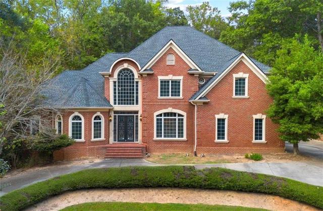 1670 Riverside Rd, Roswell, GA 30076