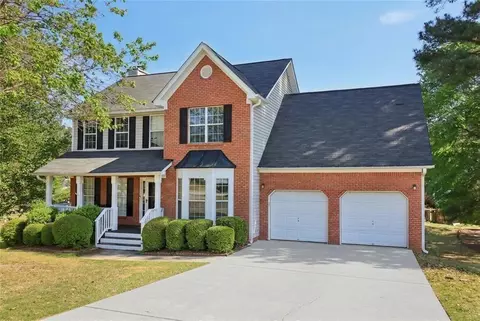 3382 Summit Glen Dr, Loganville, GA 30052
