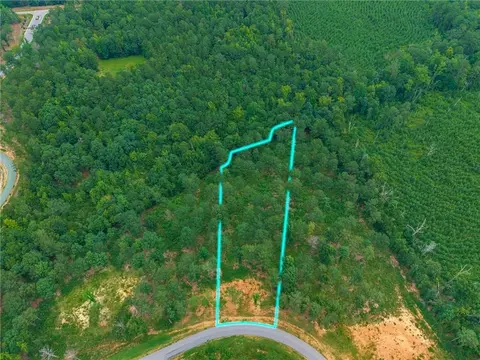 143 Falls Ln, Milledgeville, GA 31061