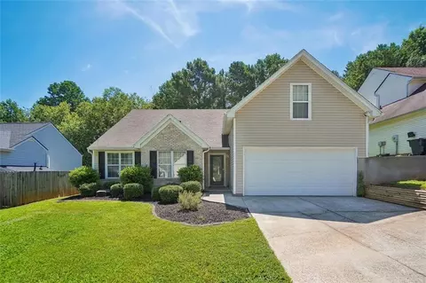 1077 Woodsong Pass Ct, Lawrenceville, GA 30043