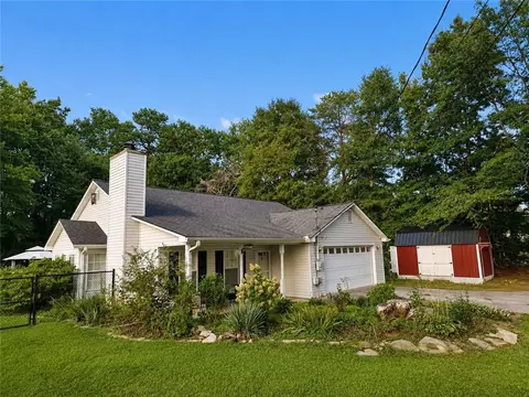 6024 Hulsey Rd, Clermont, GA 30527