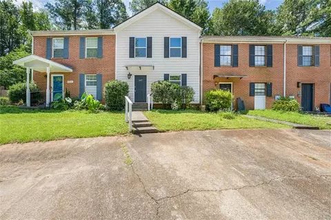 6005 Pat Mell Pl SE, Smyrna, GA 30080