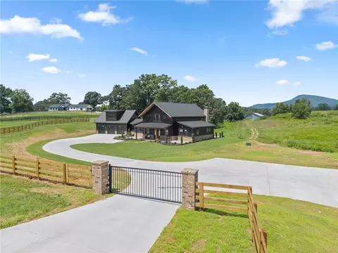 5711 Cleveland Hwy, Clermont, GA 30527