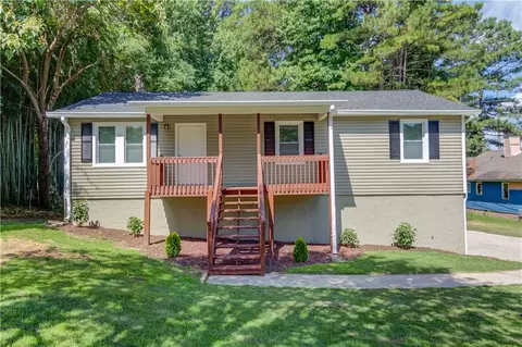 1381 Timbercrest Dr, Lawrenceville, GA 30045