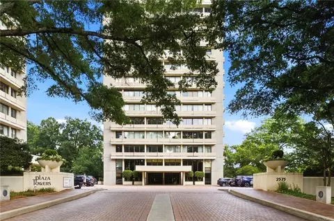 2575 Peachtree Rd NE #2E, Atlanta, GA 30305