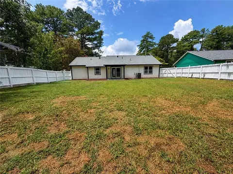 5602 Phillips Dr, Morrow, GA 30260 photo 25