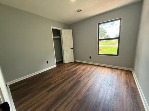 5602 Phillips Dr, Morrow, GA 30260 photo 15