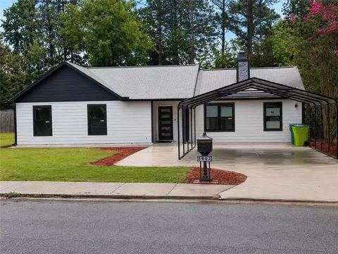 5602 Phillips Dr, Morrow, GA 30260 photo 1