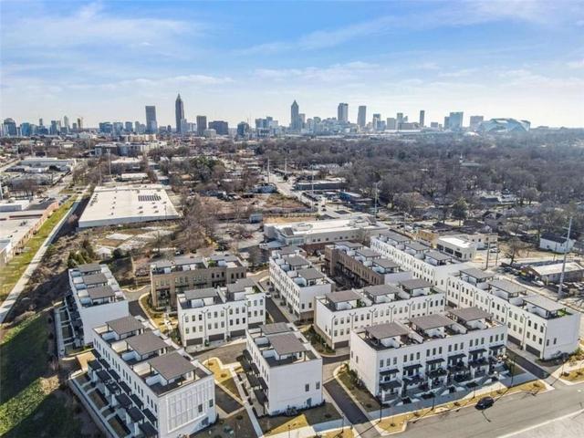 1075 Robert Smalls Way, Atlanta, GA 30318