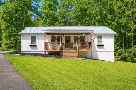 725 Holder Rd, Temple, GA 30179
