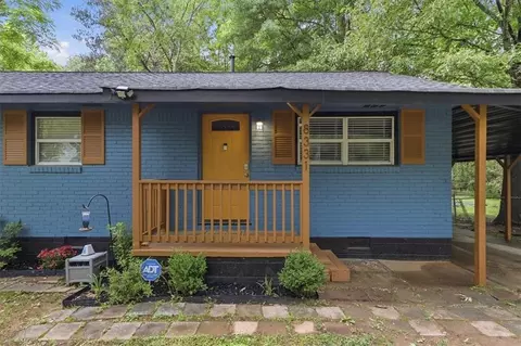 8331 Attleboro Dr, Jonesboro, GA 30238