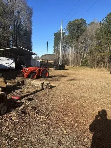 Exterior - 10 Dial Rd, Monroe, GA 30655 photo 1 of 2