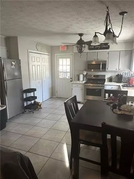 Kitchen - 10 Dial Rd, Monroe, GA 30655 photo 2 of 2