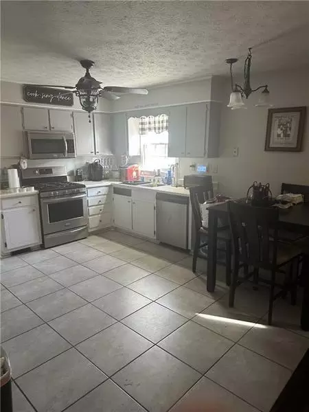 Kitchen - 10 Dial Rd, Monroe, GA 30655 photo 1 of 2