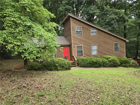 5882 Sumter Dr, Douglasville, GA 30135