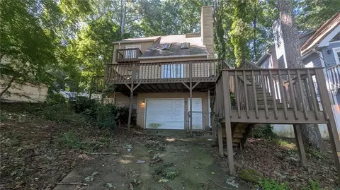 8447 Lake Dr, Snellville, GA 30039