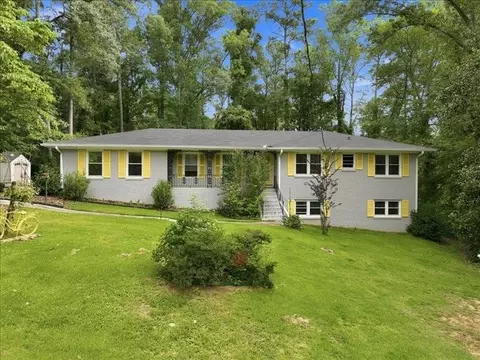 3207 Laura Ln, Lithia Springs, GA 30122