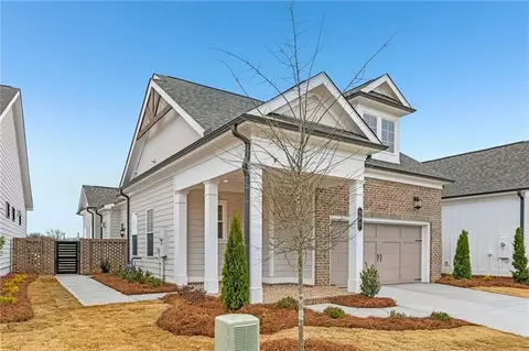 126 Herring Dr, Hoschton, GA 30548