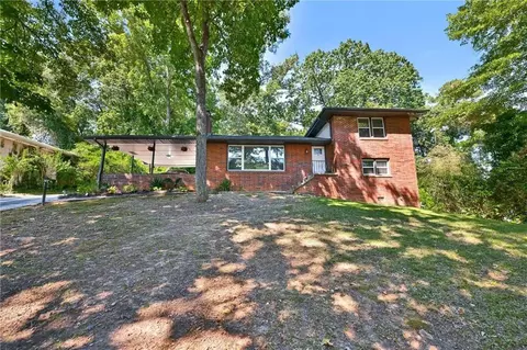 2953 Collier Dr NW, Atlanta, GA 30318