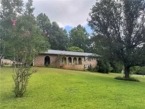 105 Ponderosa Dr, Dallas, GA 30157