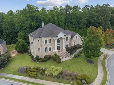 2701 Peyton Spring Cir, Atlanta, GA 30311