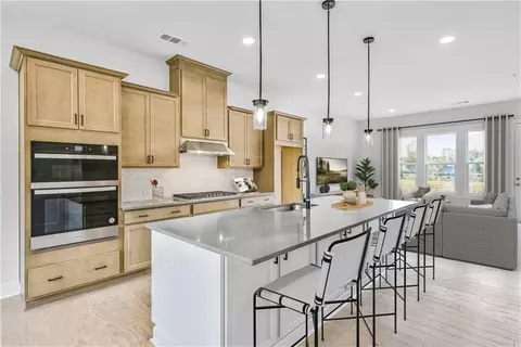 3620 Sunburst Ln, Cumming, GA 30028