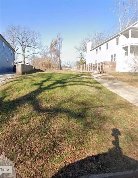 636 Warren Ave, Scottdale, GA 30079