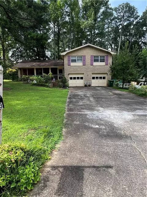 4493 Cherie Glen Trl, Stone Mountain, GA 30083