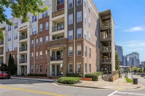 390 17th St NW #2001, Atlanta, GA 30363