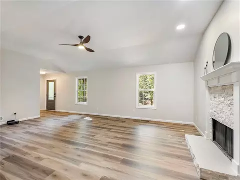 Living - 3930 Pine Tree Ln, Gainesville, GA 30501 photo 3 of 9