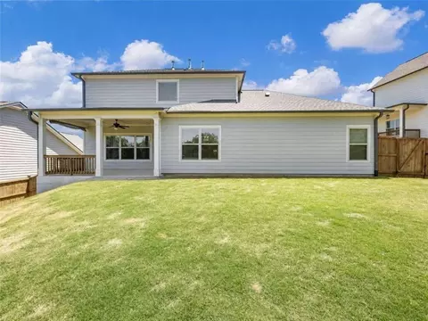 Exterior - 543 Calgary Downs Dr, Winder, GA 30680 photo 6 of 7