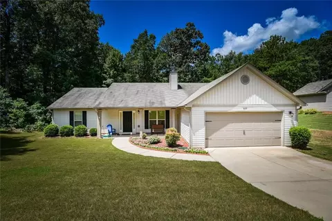 Exterior - 829 Bethany Estates Dr, Monroe, GA 30655 photo 2 of 6