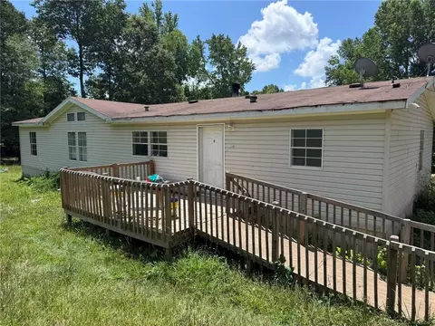 Exterior - 130 Triple Tree Rd, Bremen, GA 30110 photo 3 of 6