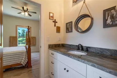 Bath - 610 Spring View Dr, Covington, GA 30014 photo 7 of 8