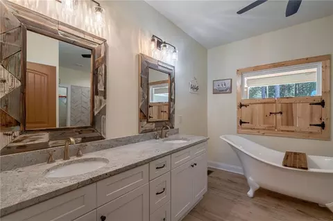 Bath - 610 Spring View Dr, Covington, GA 30014 photo 1 of 8
