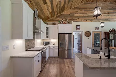 Kitchen - 610 Spring View Dr, Covington, GA 30014 photo 3 of 6