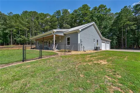 Exterior - 610 Spring View Dr, Covington, GA 30014 photo 16 of 21