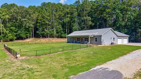 Exterior - 610 Spring View Dr, Covington, GA 30014 photo 11 of 21