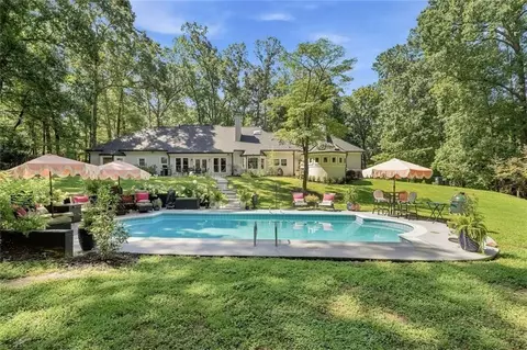 995 Willeo Rd, Roswell, GA 30075