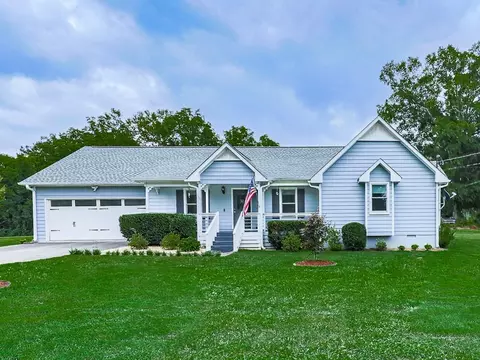 10 Southwood Dr NW, Adairsville, GA 30103