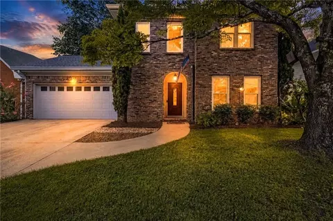 2116 Heritage Hts, Decatur, GA 30033